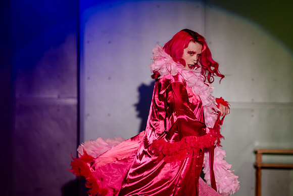 Birdlesque Takes Flight: Burlesque Meets Nature at Tracy Aviary’s Fundraising Cabaret
