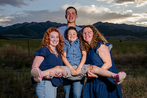 Lund Family Photo Session: Capturing Memories in the West Utah Desert at Sunset