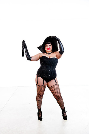 Pin-Up Revival: Madazon Can-Can’s Makeup & Posing Masterclass