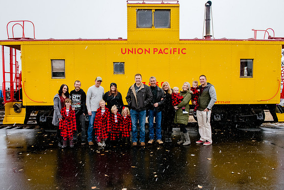 Family Portraits 11-24-2018_DSC5671-2
