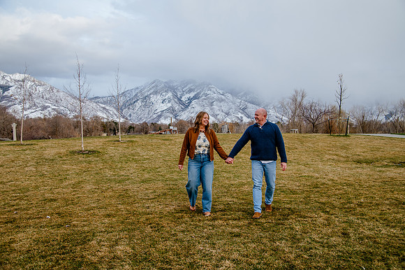 A Snowy Moment & First Kiss Revisited: Heather & Chad’s Engagement at Wheeler Farm