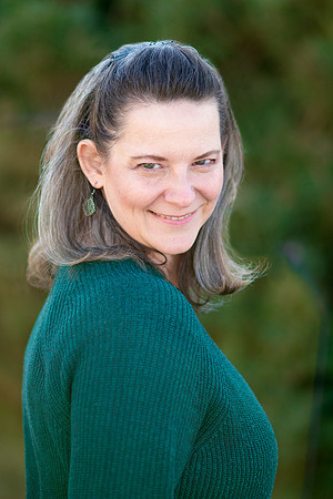 Capturing Confidence Anywhere: Tori Bradford’s Parking Lot Headshots