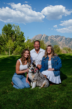 Family Portraits at Wheeler Farm: Alicia Peterson's Blended Family in the Glow of Sunset