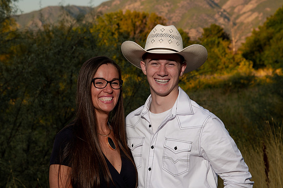 Family Portraits at Wheeler Farm: Alicia Peterson's Blended Family in the Glow of Sunset