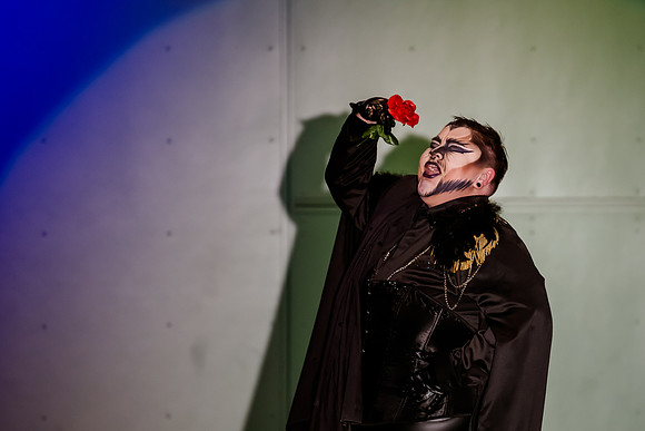 Birdlesque Takes Flight: Burlesque Meets Nature at Tracy Aviary’s Fundraising Cabaret