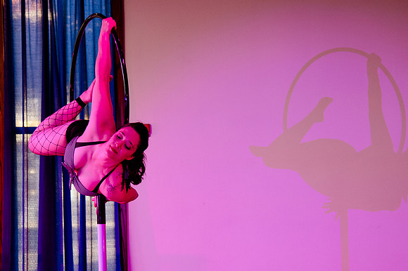 Kiki Cabaret 39582