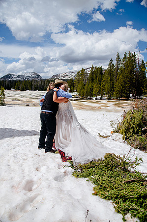 now in June: Megan Collins and Seth Underwood's Mountain Wedding