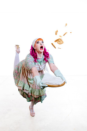 Pin-Up Revival: Madazon Can-Can’s Makeup & Posing Masterclass