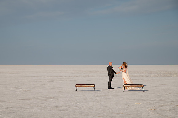 Heather Ohman & Chad Winget’s Windswept Wedding Adventure at the Utah Salt Flats020728