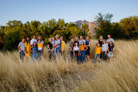 1083Family Portraits at Wheeler Farm