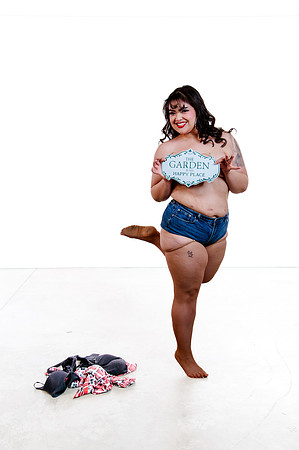 Pin-Up Revival: Madazon Can-Can’s Makeup & Posing Masterclass