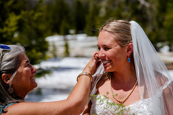 now in June: Megan Collins and Seth Underwood's Mountain Wedding