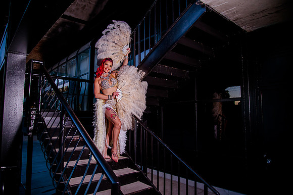 Kiki Cabaret 39881