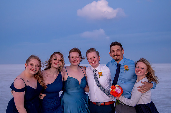 Heather Ohman & Chad Winget’s Windswept Wedding Adventure at the Utah Salt Flats021386
