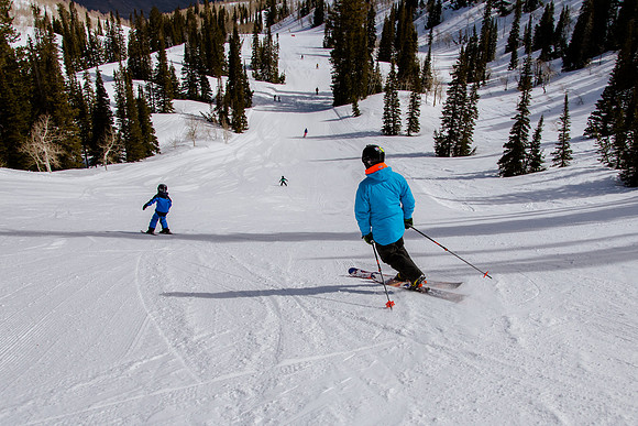 Family Ski at Snowbasin 4-5-17-8774