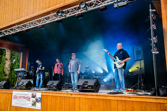 Rosie and the Thorns Rock the Stage at Wasatch Boomefest