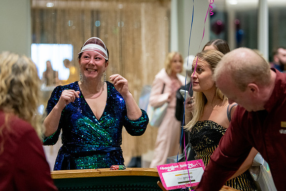 Sneaker Soirée at the Cleone Peterson Eccles Alumni House – Glam & Gaming for Girls on the Run Utah9096