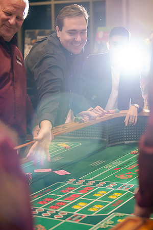 Sneaker Soirée at the Cleone Peterson Eccles Alumni House – Glam & Gaming for Girls on the Run Utah9351