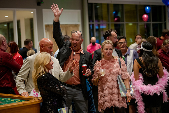 Sneaker Soirée at the Cleone Peterson Eccles Alumni House – Glam & Gaming for Girls on the Run Utah9490