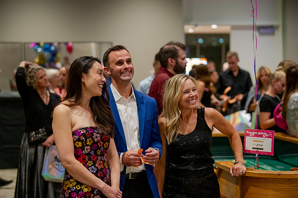 Sneaker Soirée at the Cleone Peterson Eccles Alumni House – Glam & Gaming for Girls on the Run Utah9492