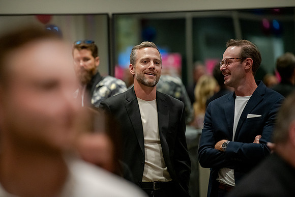 Sneaker Soirée at the Cleone Peterson Eccles Alumni House – Glam & Gaming for Girls on the Run Utah9515