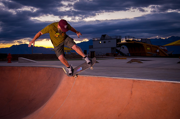 Skateboarding at Sunrise – West Jordan Wheels Park Session with Off-Camera Strobe2296