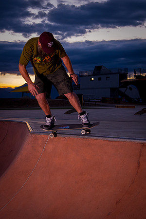 Skateboarding at Sunrise – West Jordan Wheels Park Session with Off-Camera Strobe2297-2