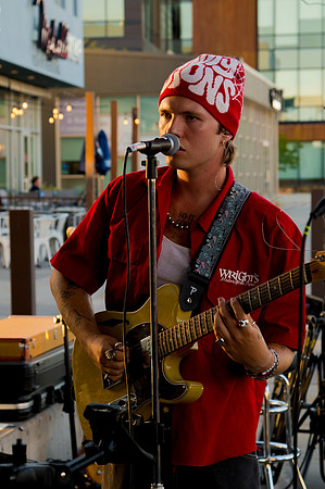 Rosie and the Thorns Live at The Break in Daybreak2825