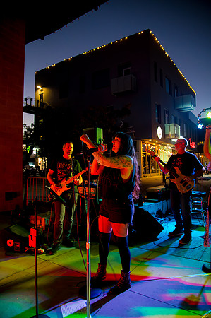 Rosie and the Thorns Live at The Break in Daybreak3128
