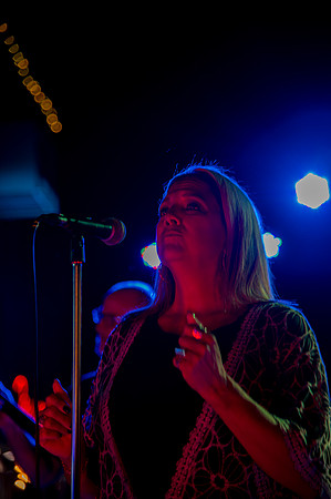 Rosie and the Thorns Live at The Break in Daybreak3625
