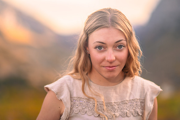 Senior Portraits with Kennedy Zimmerman – Provo Canyon Fall Colors4528-Edit