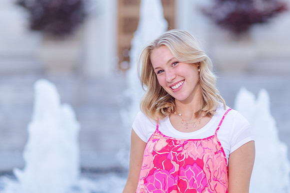 Missionary Photoshoot: Isabelle Petersen at Bountiful Temple