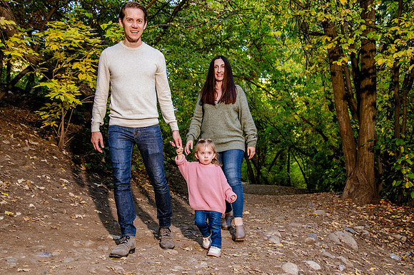 Family Bliss: Fall Portraits Amidst Nature's Beauty at Memory Grove and the Utah Capitol