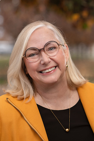 Utah Democratic Party Leadership Headshots – Mountain View High School790-Edit