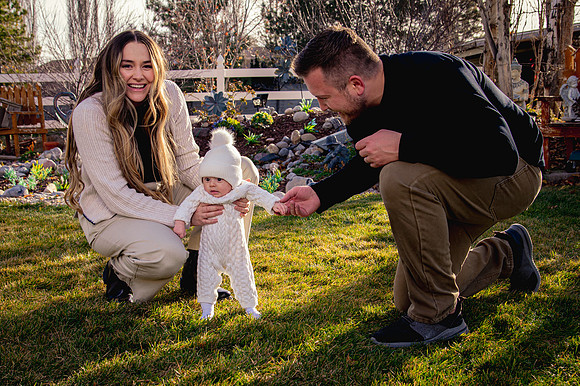 South Jordan Family Gathering 3 Generations8892
