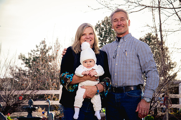 South Jordan Family Gathering 3 Generations8938