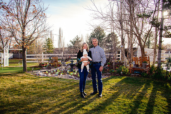 South Jordan Family Gathering 3 Generations8937
