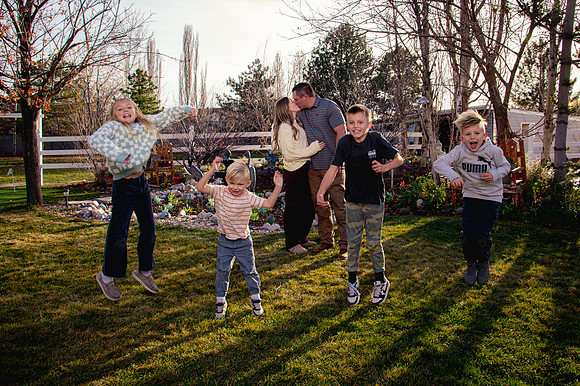 South Jordan Family Gathering 3 Generations8990