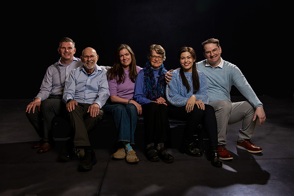 The Shay Cuthbert Family Studio Portraits – A Legacy of Light1545