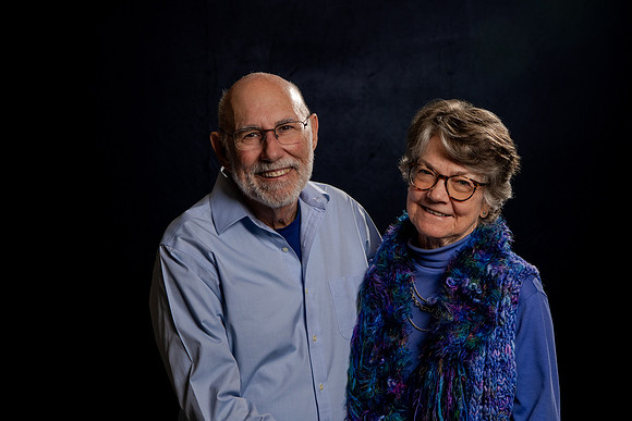 The Shay Cuthbert Family Studio Portraits – A Legacy of Light1564