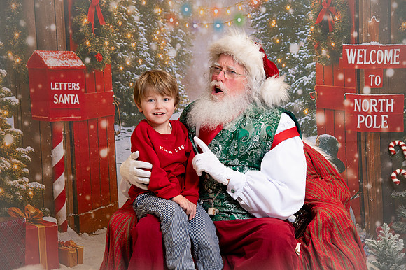 Kids and Santa – Holiday Portraits at Snell & Wilmer59