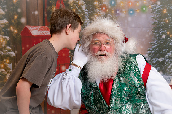 Kids and Santa – Holiday Portraits at Snell & Wilmer128