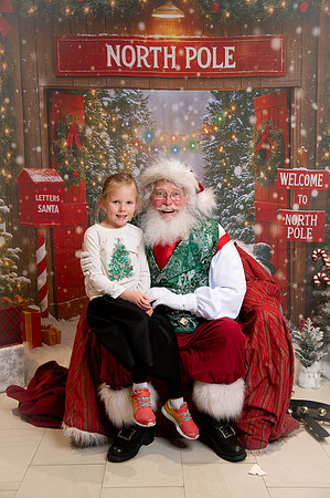 Kids and Santa – Holiday Portraits at Snell & Wilmer224
