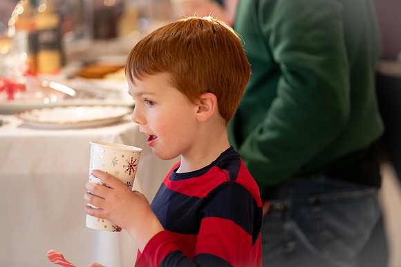 Kids and Santa – Holiday Portraits at Snell & Wilmer2326