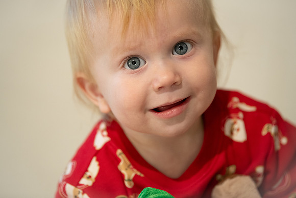 Kids and Santa – Holiday Portraits at Snell & Wilmer2333
