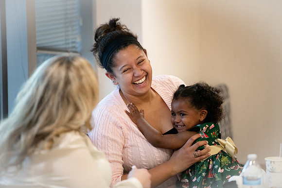 Kids and Santa – Holiday Portraits at Snell & Wilmer2362