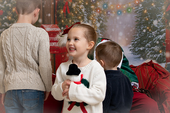 Kids and Santa – Holiday Portraits at Snell & Wilmer9684