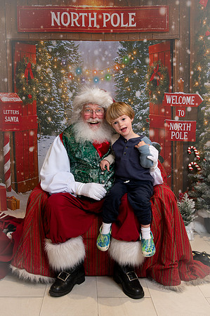 Kids and Santa – Holiday Portraits at Snell & Wilmer9695