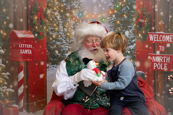 Kids and Santa – Holiday Portraits at Snell & Wilmer9711