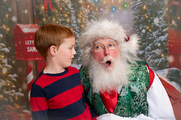 Kids and Santa – Holiday Portraits at Snell & Wilmer9844